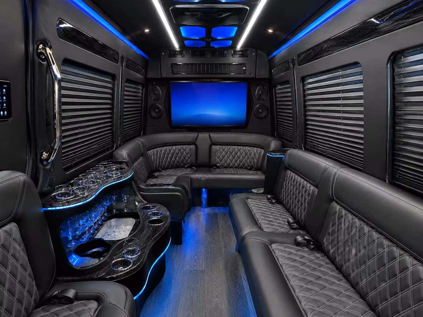 airport transfers for out of town wedding guests flying into tulsa