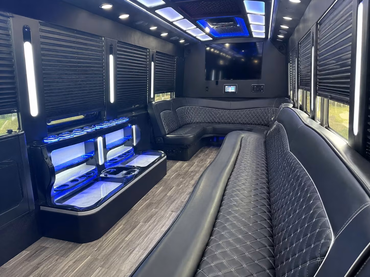 bus rentals for tulsa concerts music festival