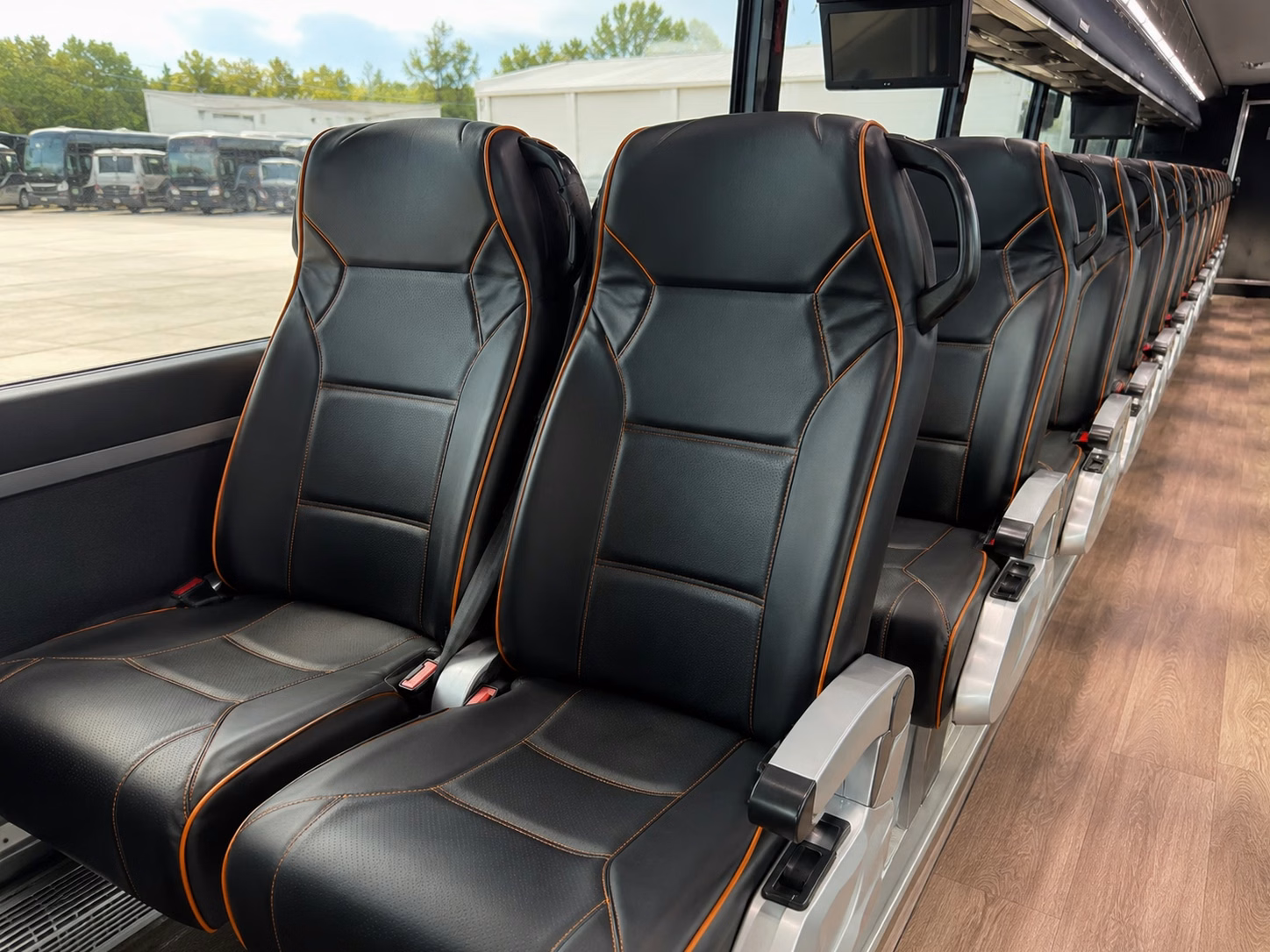 charter bus rentals to bok center for tulsa s biggest events
