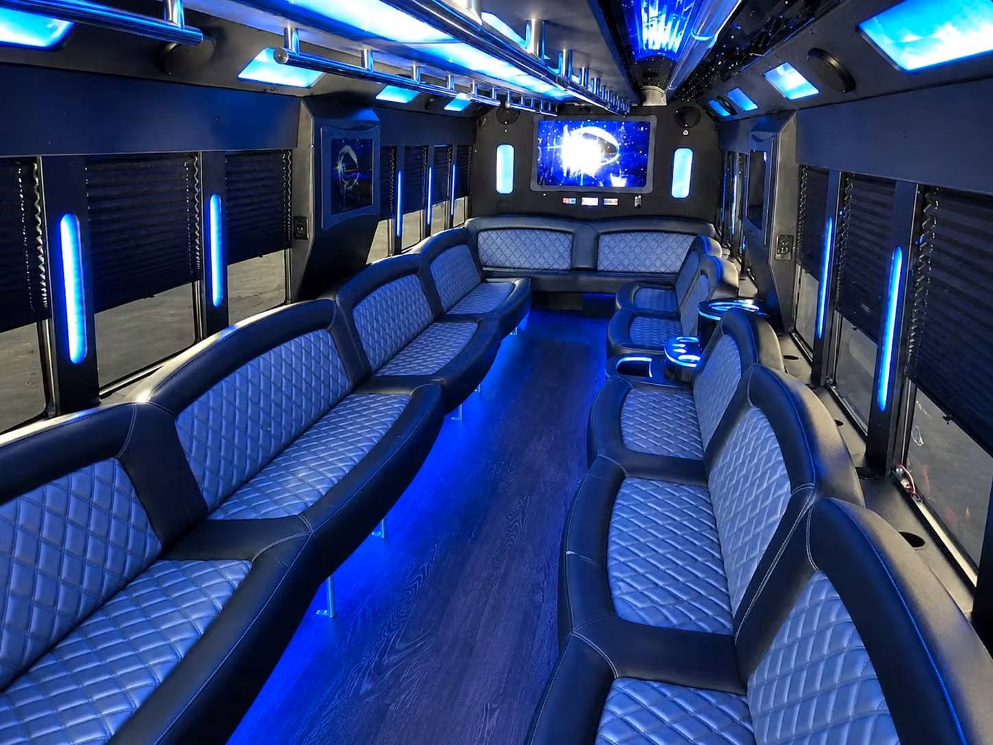 wedding shuttle buses and bachelorette party bus rentals in tulsa
